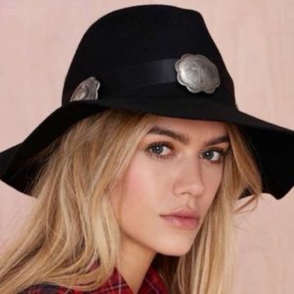 UNIF Concho Hat | Black | One Size - Picture 6 of 6